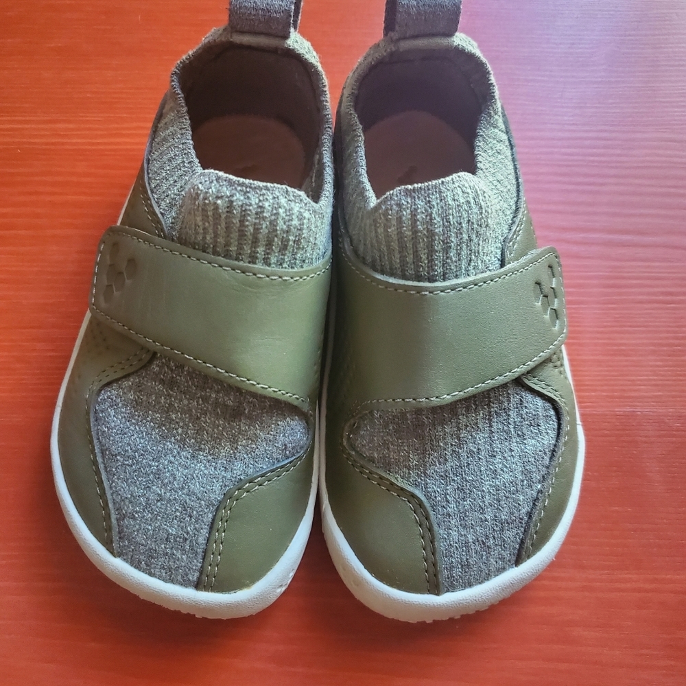 Vivo barefoot size eur 22 size 5 US